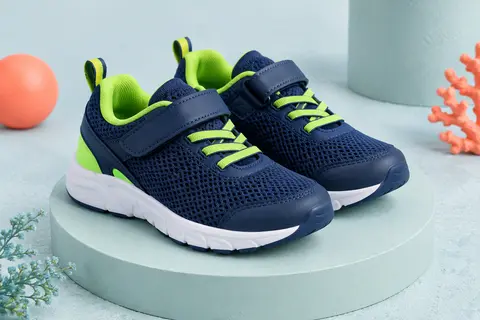 Baskets basses KangaROOS pour enfant en maille bleu marine, avec lacets et bride autoagrippante